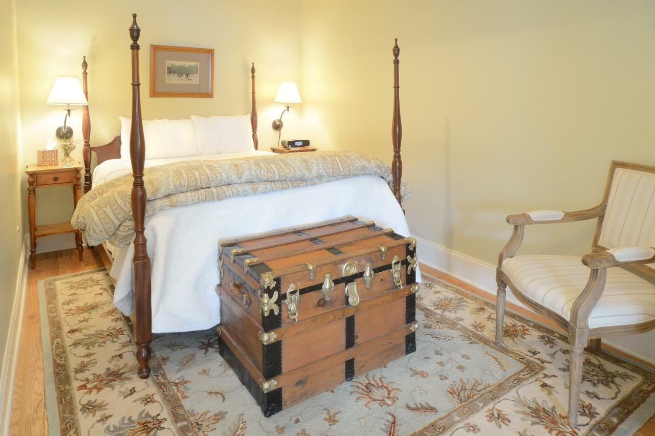 The Springwater Bed And Breakfast Saratoga Springs Ngoại thất bức ảnh