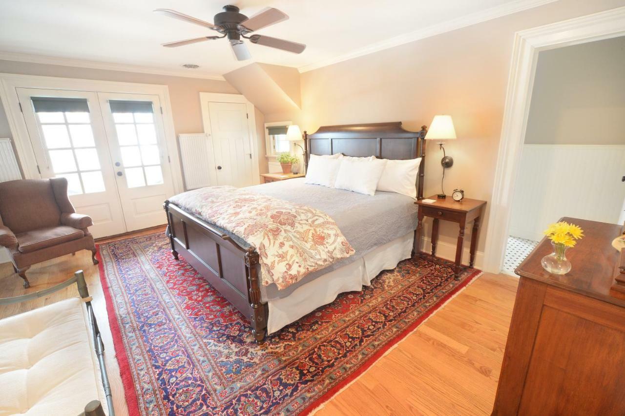 The Springwater Bed And Breakfast Saratoga Springs Ngoại thất bức ảnh