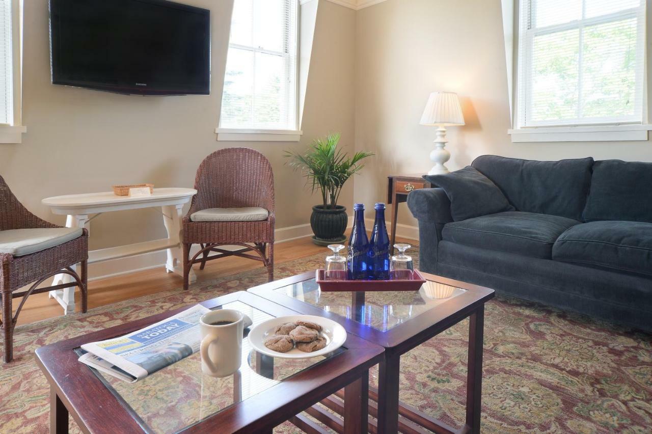 The Springwater Bed And Breakfast Saratoga Springs Ngoại thất bức ảnh